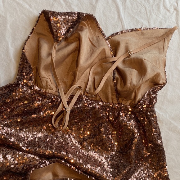 Showpo Australia, gorgeous party dress - Picture 5 of 13